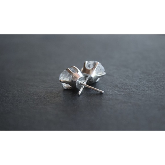 Sterling silver stud earrings, alternative diamond, uncut natural gemsto… - Picture 5 of 5